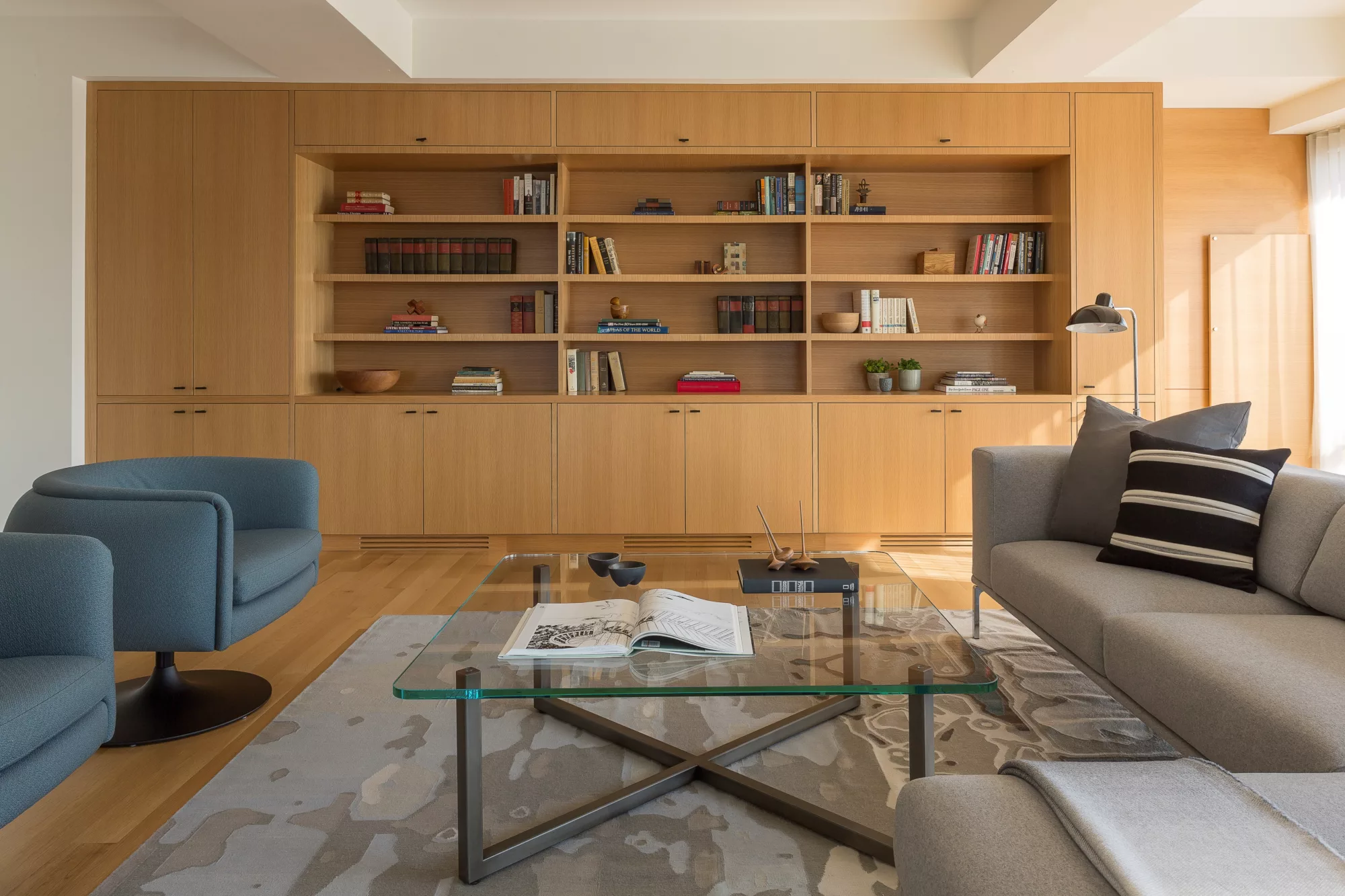 Hacin 505 Tremont Michael Stavaridis 6378